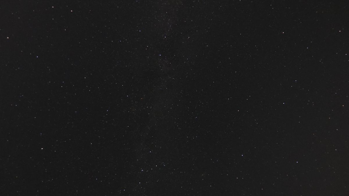 The Milky Way in the night sky, taken with the Canon Powershot V1.
