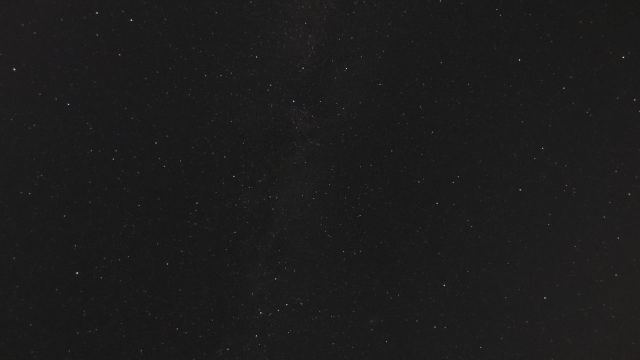 The Milky Way in the night sky, taken with the Canon Powershot V1.