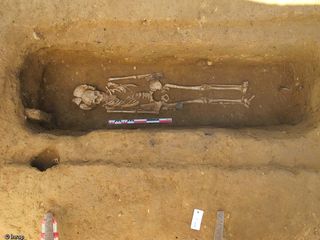 a woman's burial from the dark ages in france