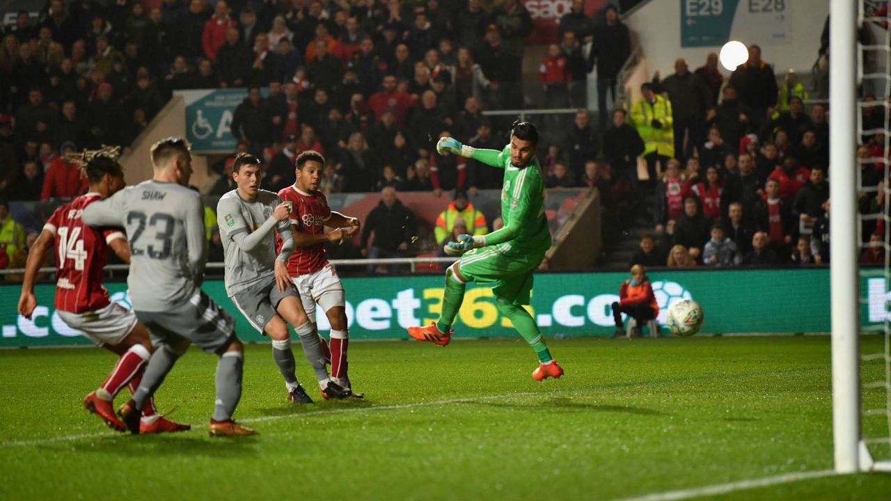 Korey Smith Bristol City Man Utd Carabao Cup