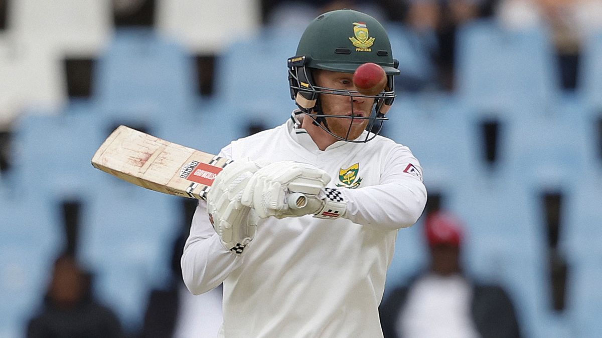 South Africa&#039;s Kyle Verreynne plays a shot to a high ball at Centurion Park.