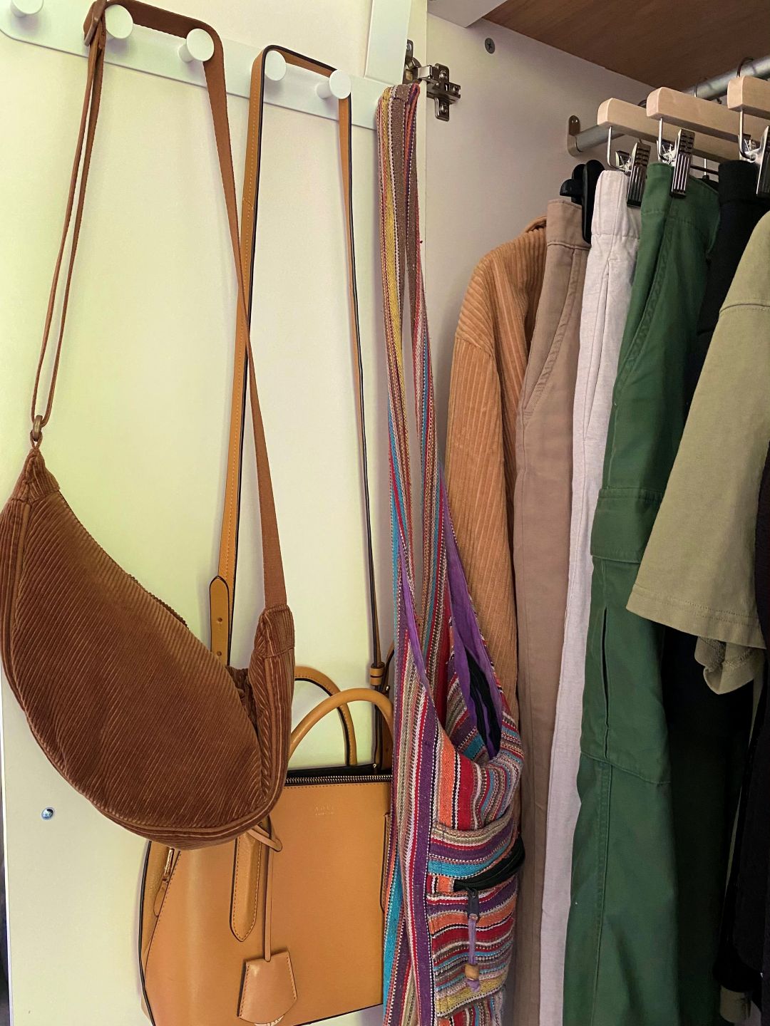 IKEA Enudden hanger with handbags