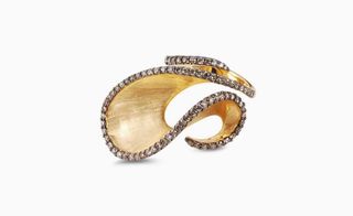 ’Dancing Wave’ ring by Kavant & Sharart