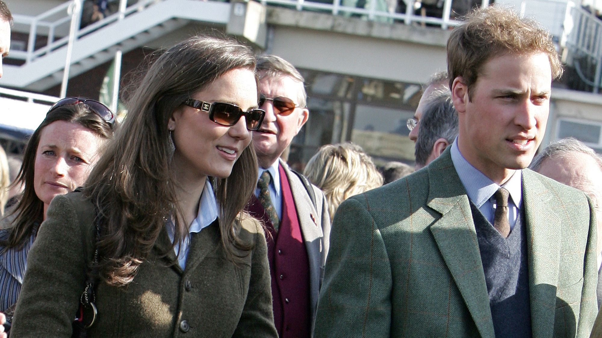 Prince William and Kate Middleton attend The Cheltenham Horse Racing Festival 