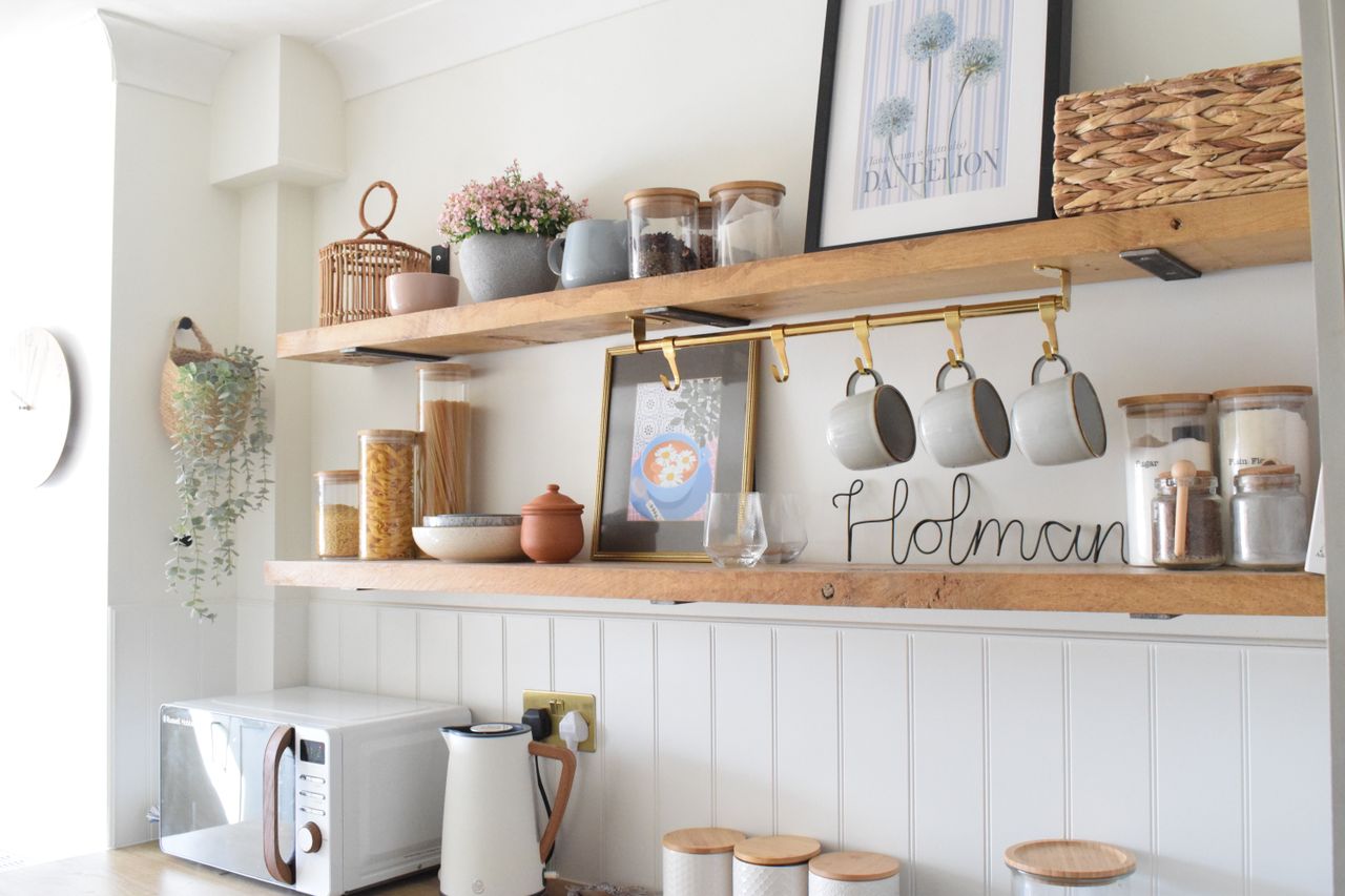 DIY kitchen backsplash