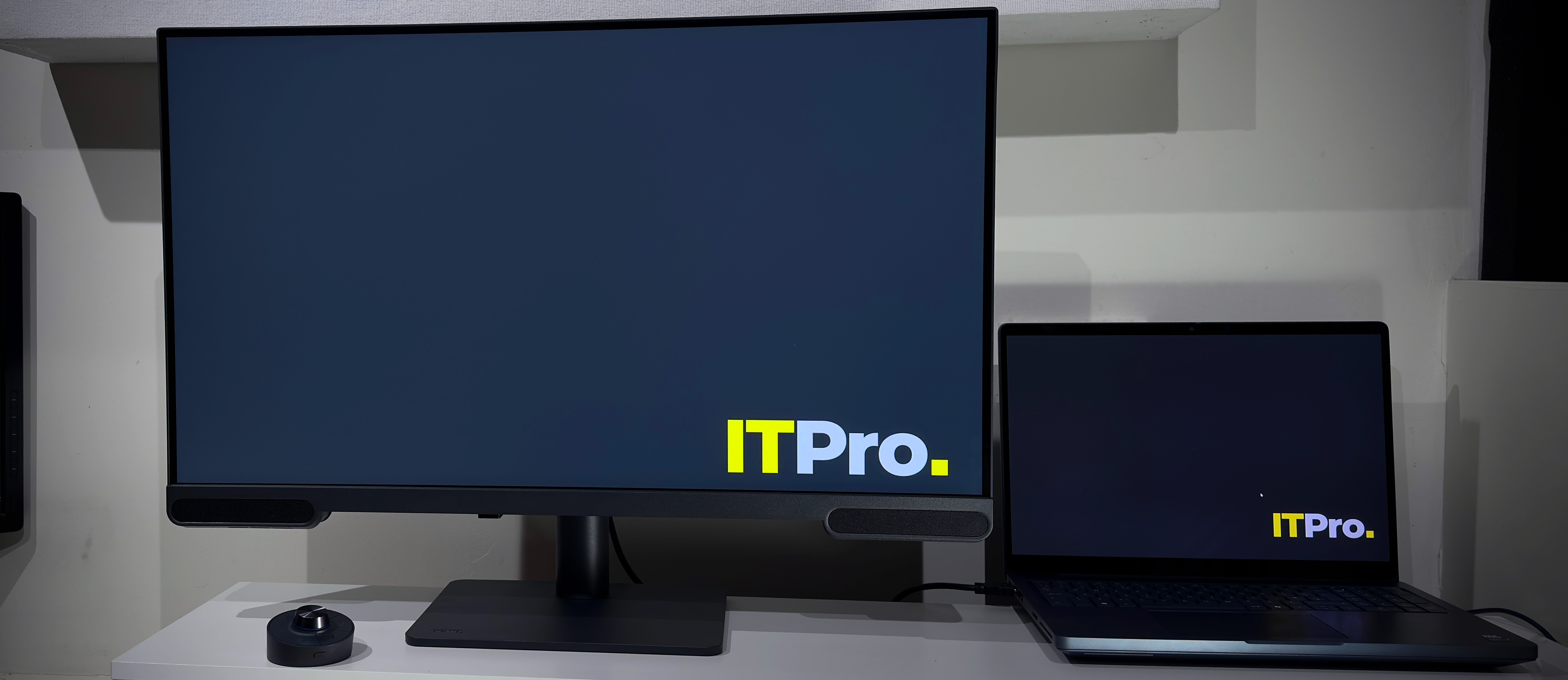 The BenQ PV3200U monitor on a desk