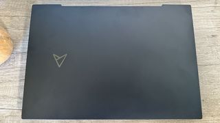 Asus Zenbook Pro 14 OLED - design