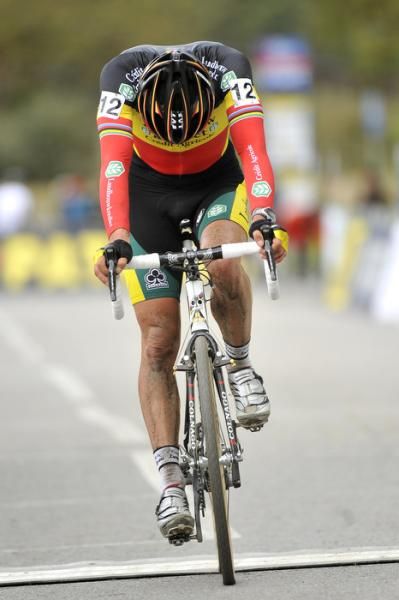 Belgian champion Sven Nys crosses the finish line in ninth place, not the result he was looking for.