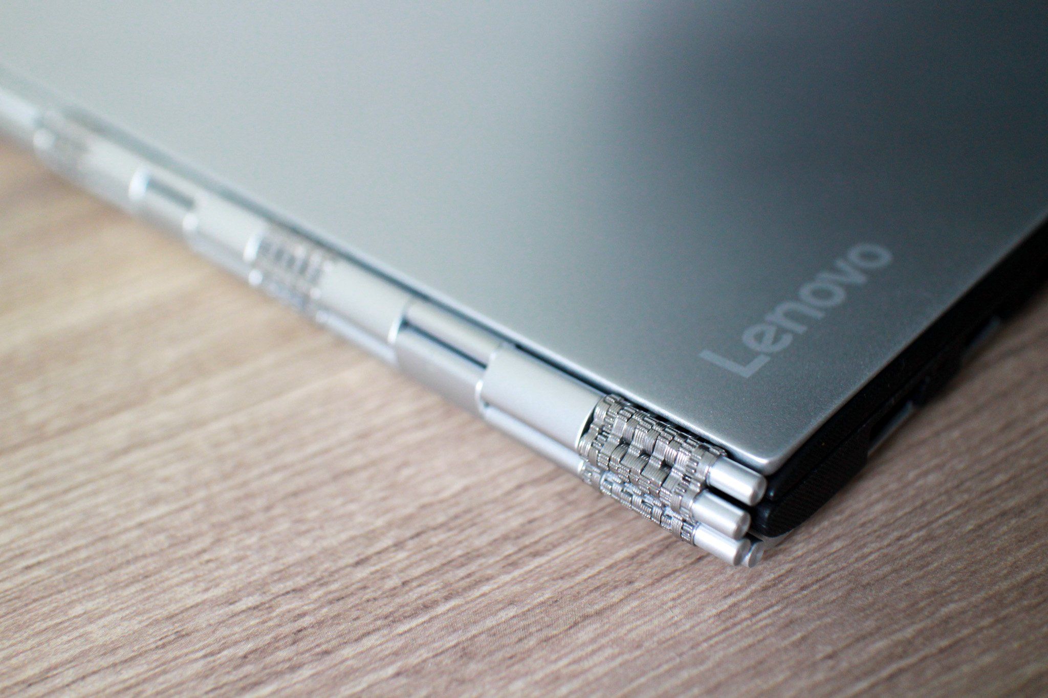 Lenovo Yoga 900 review: stylish, powerful, and flexible | Windows