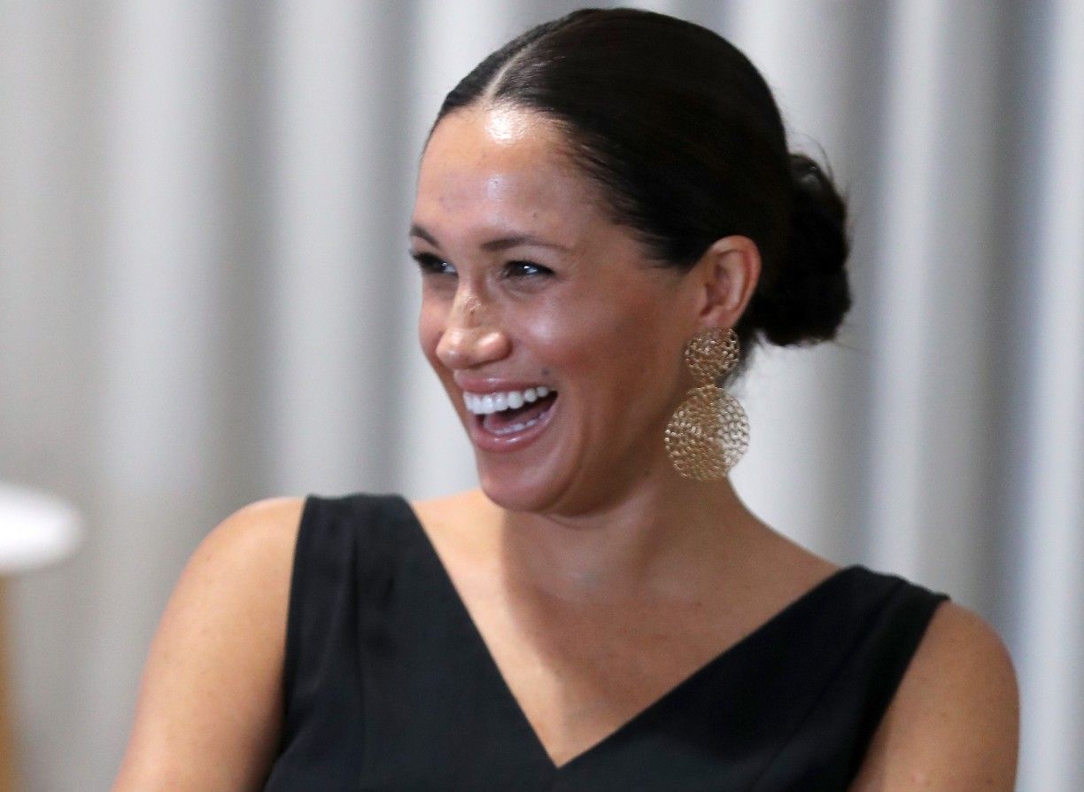 Meghan Markle Made Fun Of Naked Co Star In Cheeky Moment During Suits Goodto