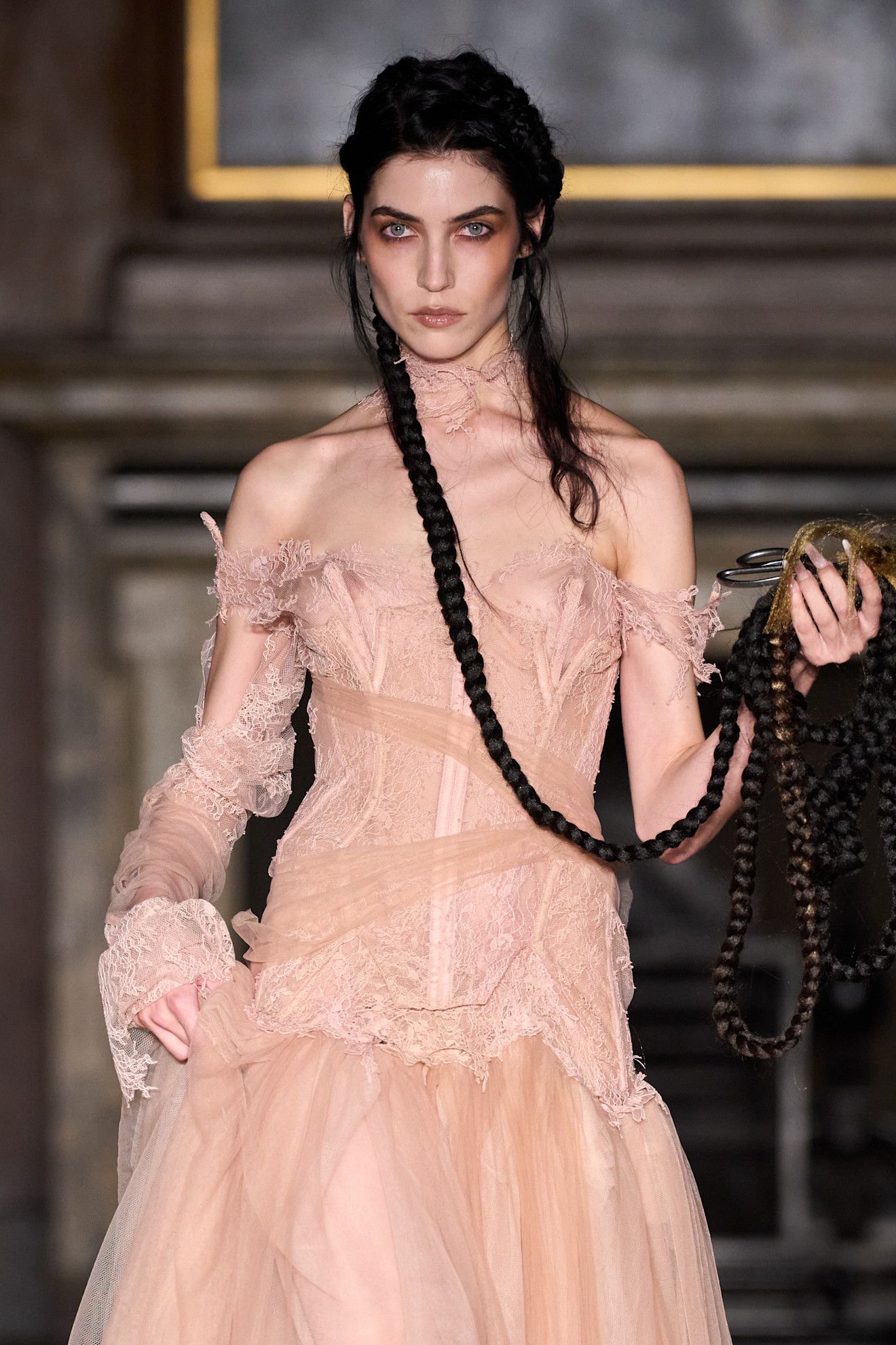 Soft grunge eye makeup at Dreaming Eli.