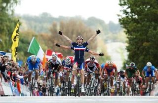 Arnaud Demare (France) wins the U23 men's world championship with teammate Adrien Petit runner-up in his slipstream.