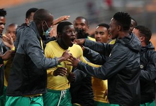 Bongokuhle Hlongwane, Bafana Bafana