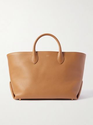 wide sillhouette tan tote bag