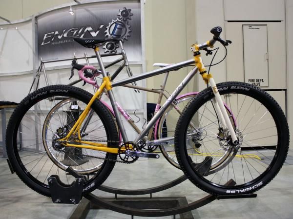 Engin proudly displayed this fully rigid 29er singlespeed.