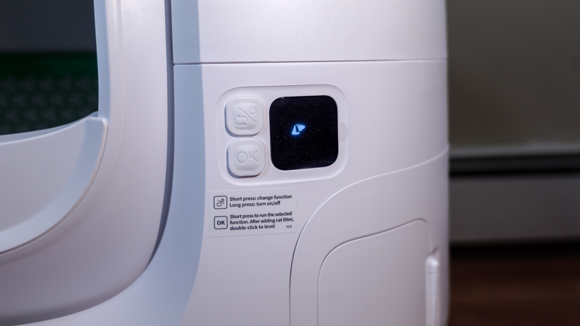 Petkit Purobot Max Pro 2 robotic litter box.