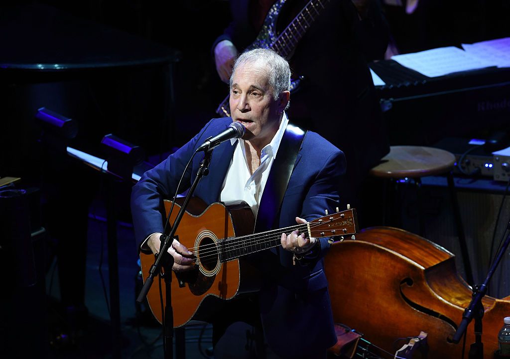 Paul Simon performs in 2016