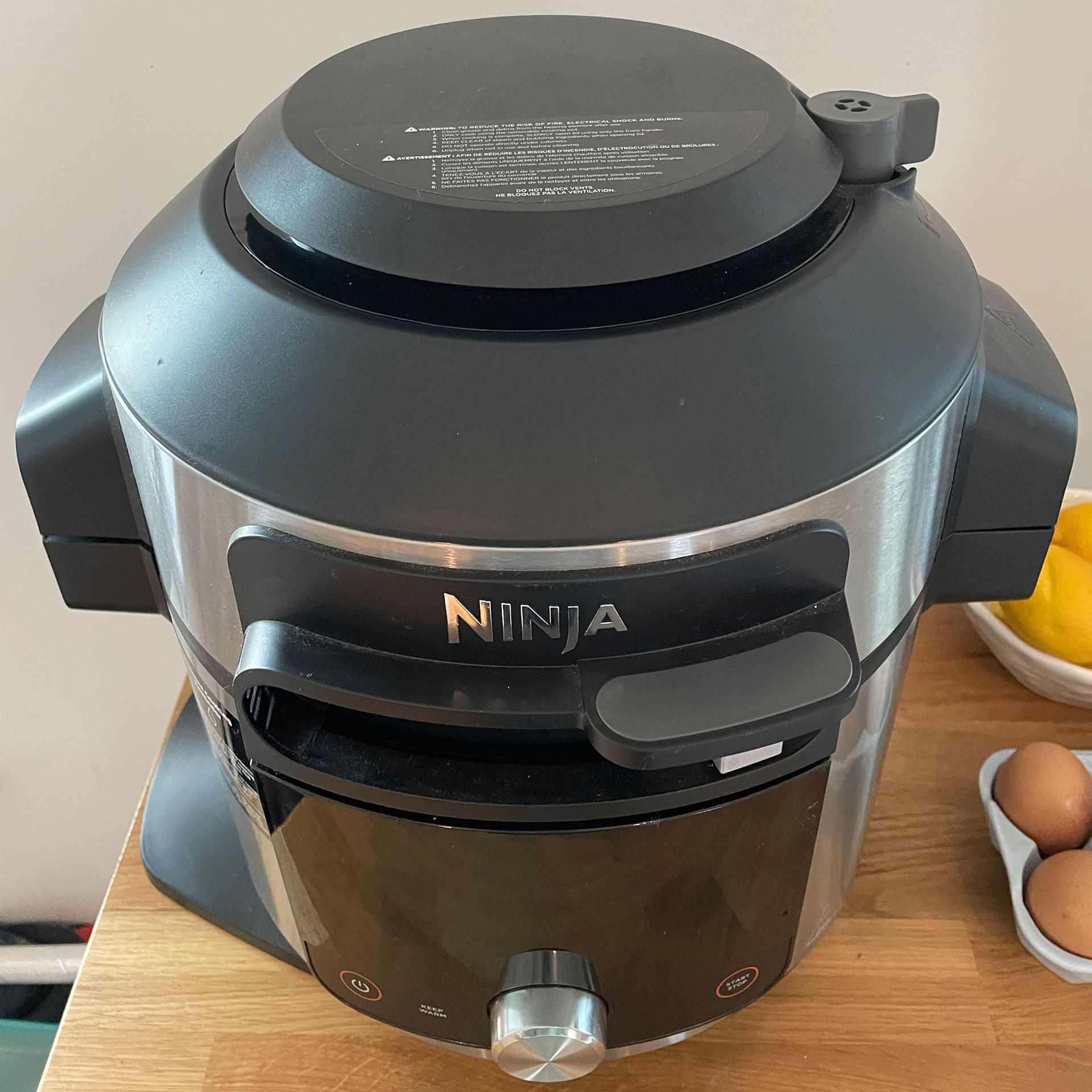 Top and front of Ninja Foodi Multicooker
