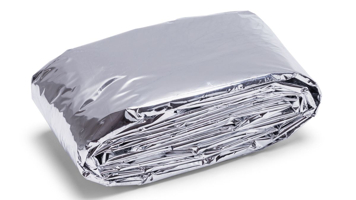 How do emergency blankets work? Advnture
