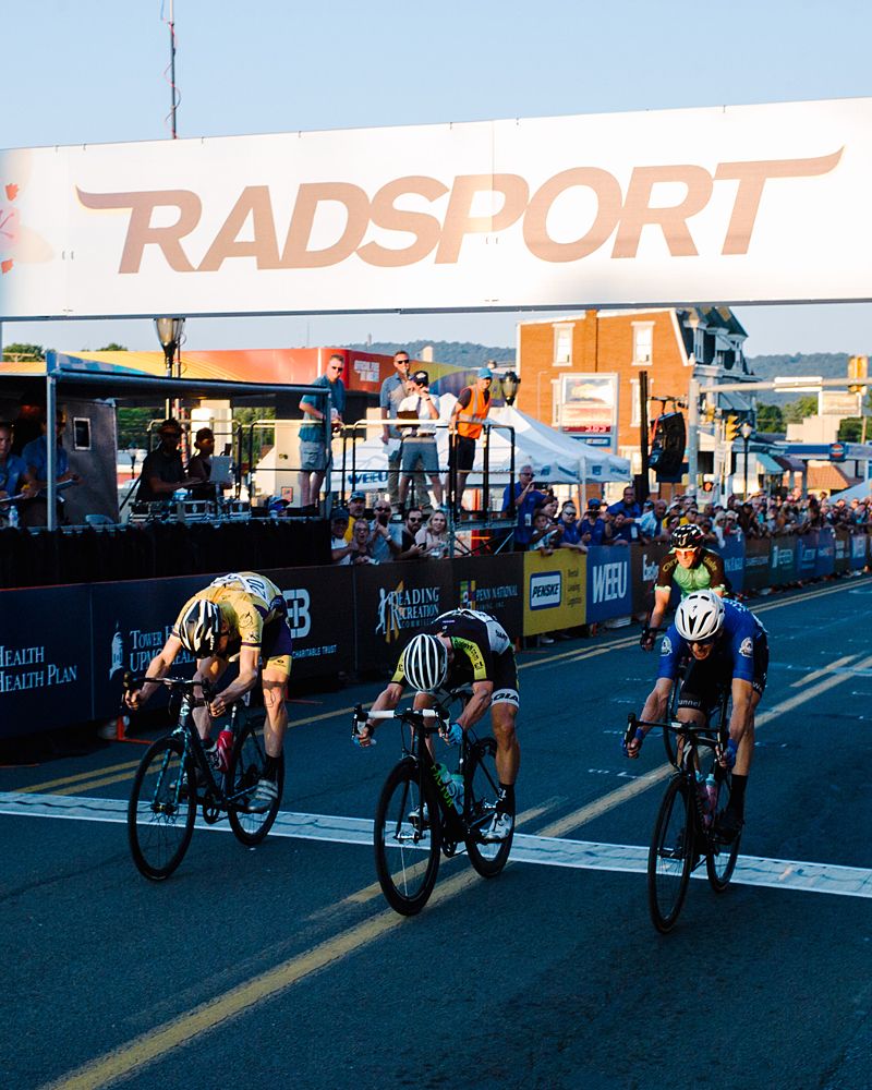 A three up bike throw decided the podium for the Men's Race with Adam Carr (Team Skyline) just edging out Geno Villafano (CCAP) and Mike Margarite (CRCA / The Weather Channel / Specialized).