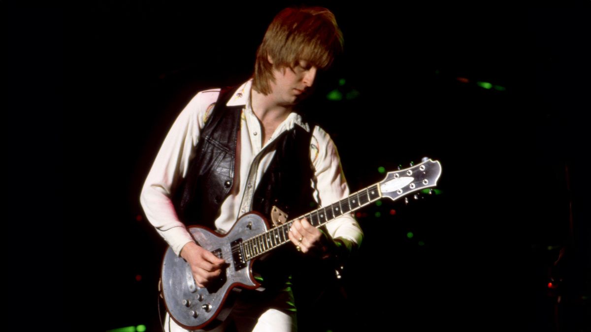 James Honeyman-scott performing on stage during The pretenders II Tour in 1982.