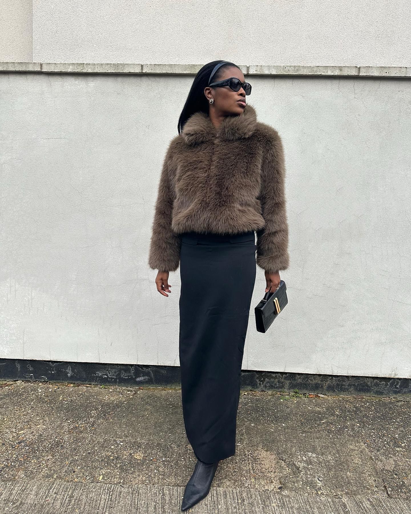 NdY2PpffPoe6vubtGEeX65-320-80 @sasha.mei