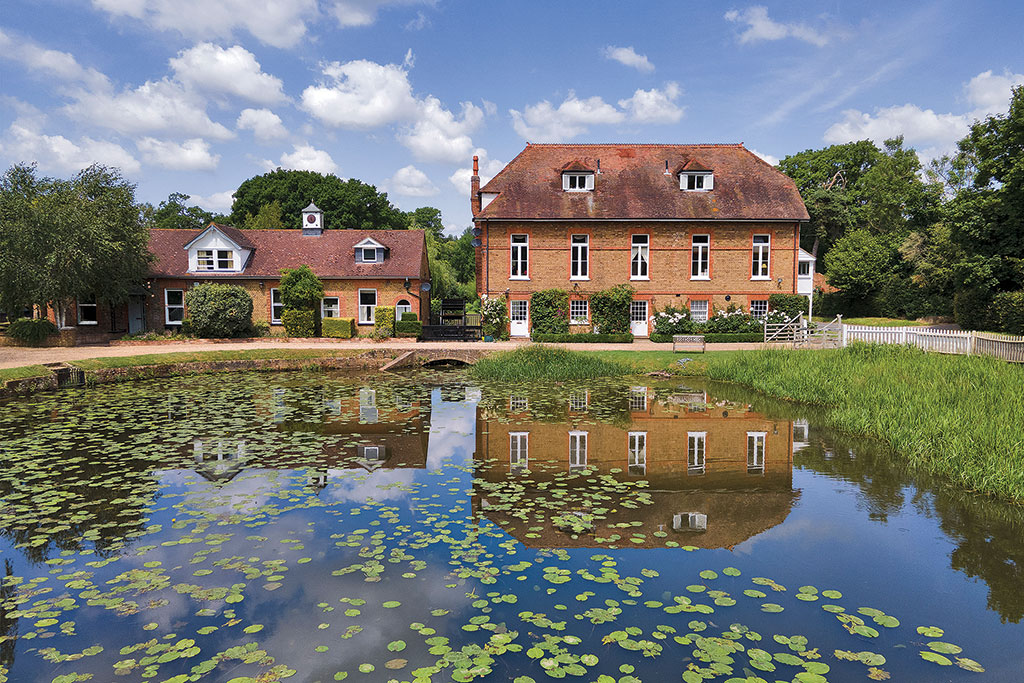 House for sale: The Watermill, Yalding, Kent.