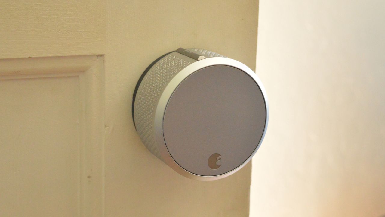 August Smart Lock Pro fitted on door