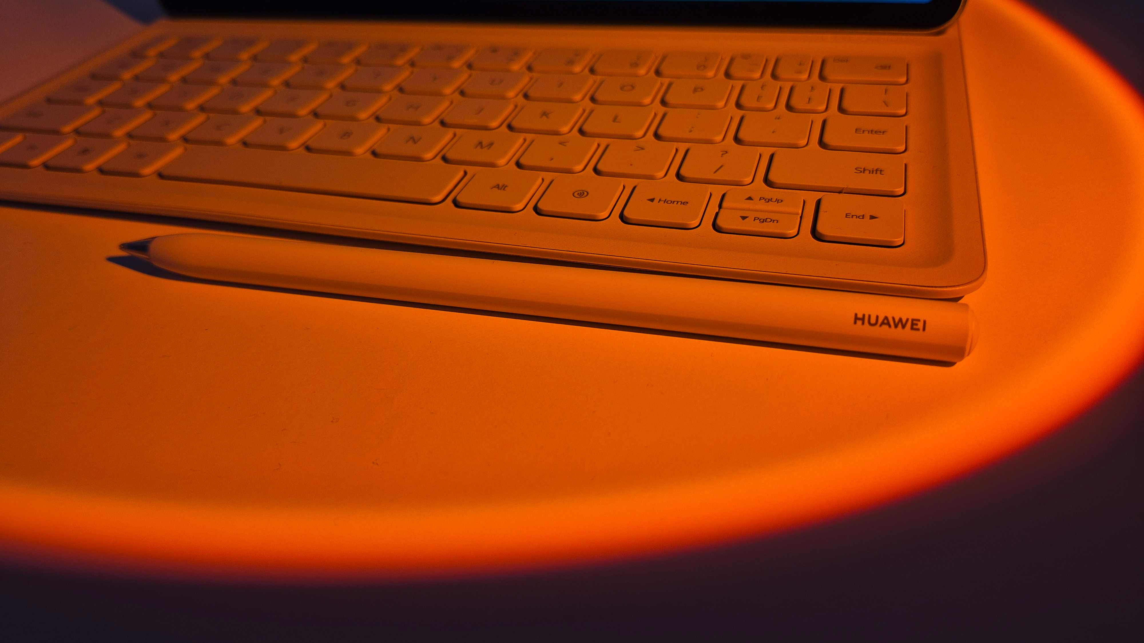 The Huawei MatePad 11.5 S on a desk