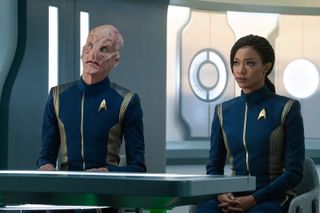 Saru (Doug Jones) and Michael (Sonequa Martin-Green) in Star Trek: Discovery.