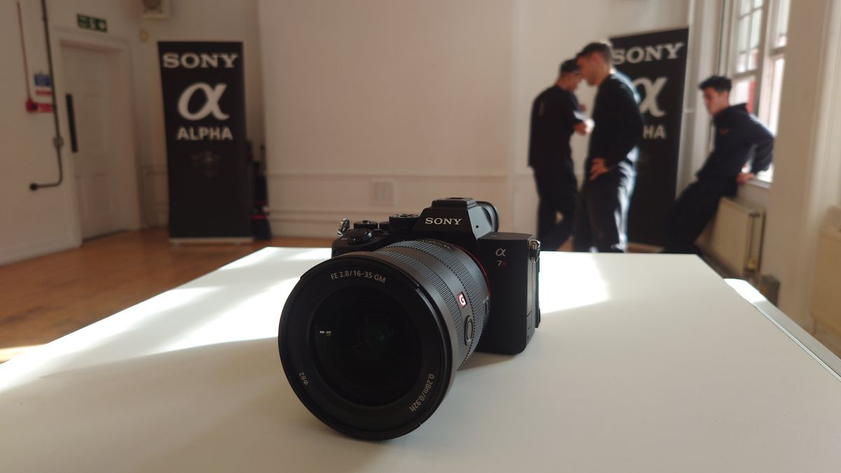 Sony Xperia 5 IV samples