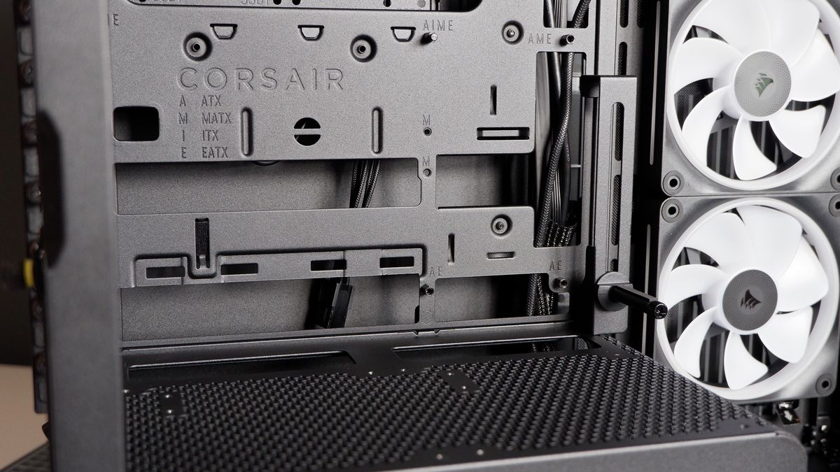 Corsair Frame 4500X ATX PC case throughout a PC build for testing.