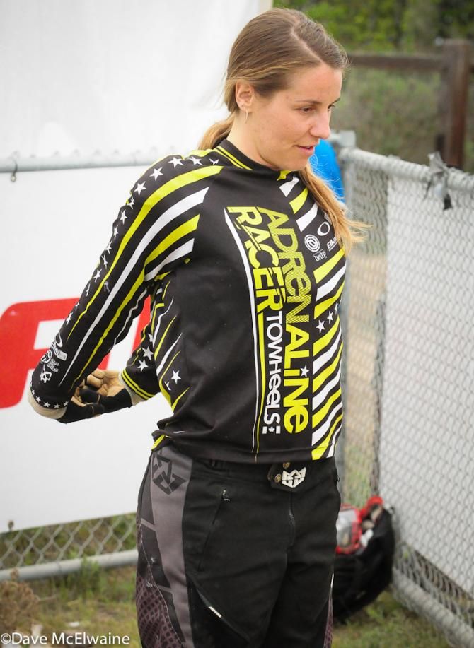 Kristen Courtney (Ardenaline) stretching before her race