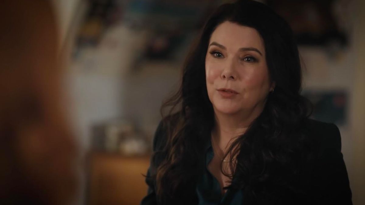 Lauren Graham in Zoey&#039;s Extraordinary Playlist