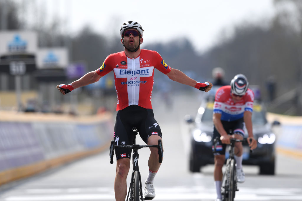 Medalje Datum abort Tour of Flanders: Kasper Asgreen takes upset victory over Van der Poel |  Cyclingnews