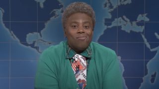 Kenan Thompson as Michael Che's neighbor Willie in Saturday Night Live Weekend Update