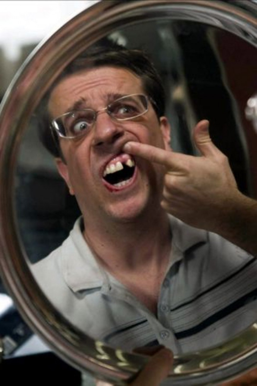 30-bespectacled-characters-on-film-28-1556696047-cqsU-column-width-inline
