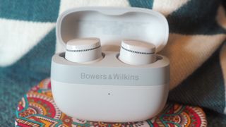 Bowers & Wilkins Pi6 review