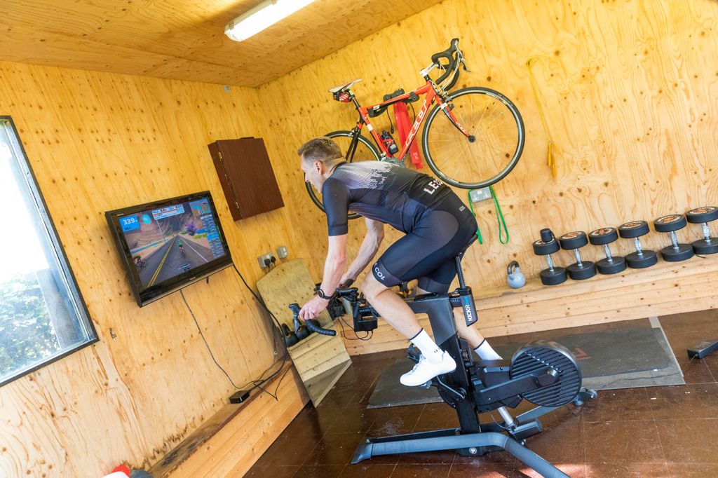 Ask a coach ‘Should I be doing my Zwift sessions in ERG mode