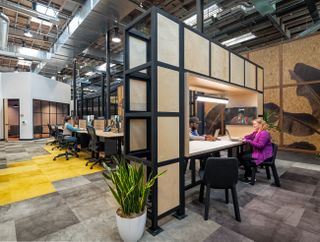 The 76,000-square-foot design transforms this client’s headquarters from a scattered start-up to a significant powerhouse in Los Angeles’ world of fast-growing tech.