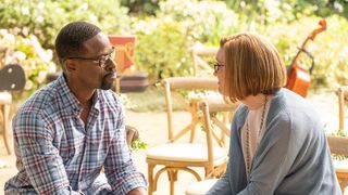 Sterling K Brown and Mandy Moore in NBC's This Is Us