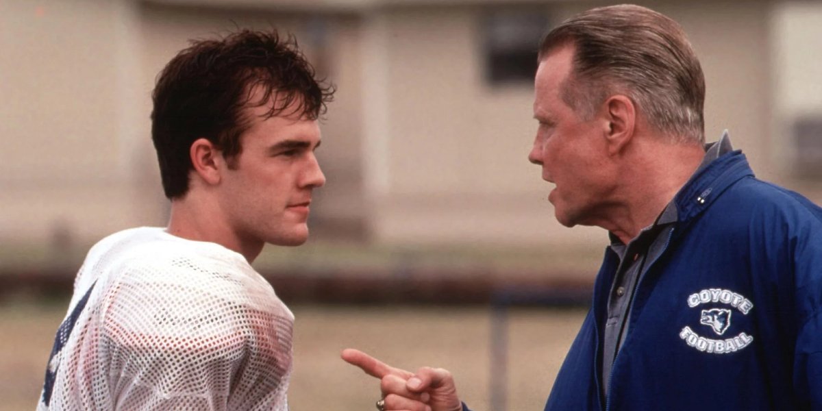 Varsity Blues James Van Der Beek gets a talking to from Jon Voight on the field