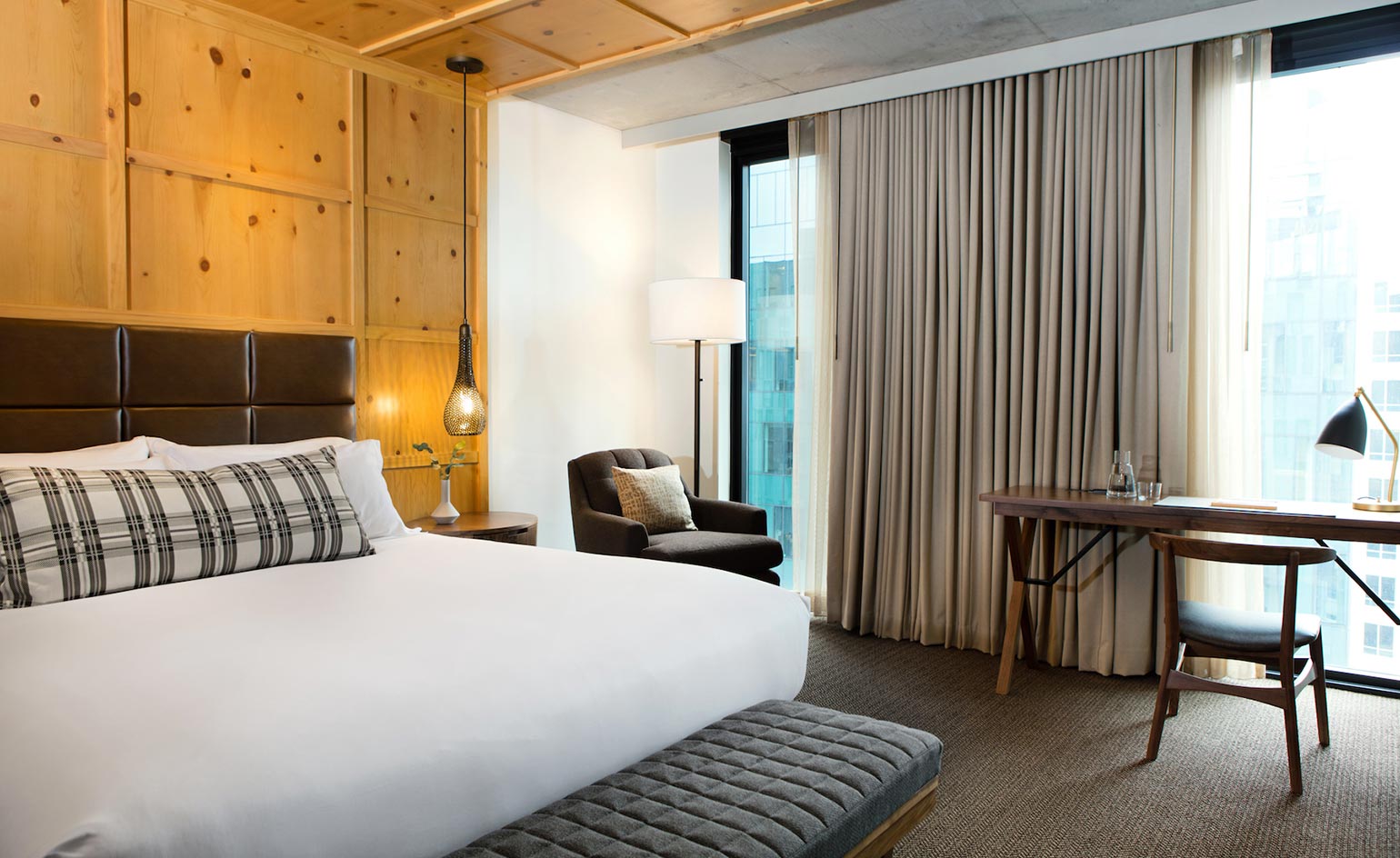 hotels with bedroom
