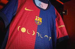 Fc Barcelona x Coldplay kit