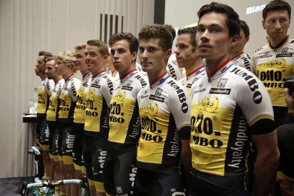 The 2016 LottoNL-Jumbo team close up
