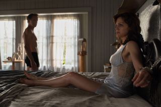 carla gugino handcuffed to a bed in geralds game