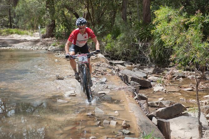 Cory Wallace keeps his two minute lead on the rough terrain of Stage 4, races consistently