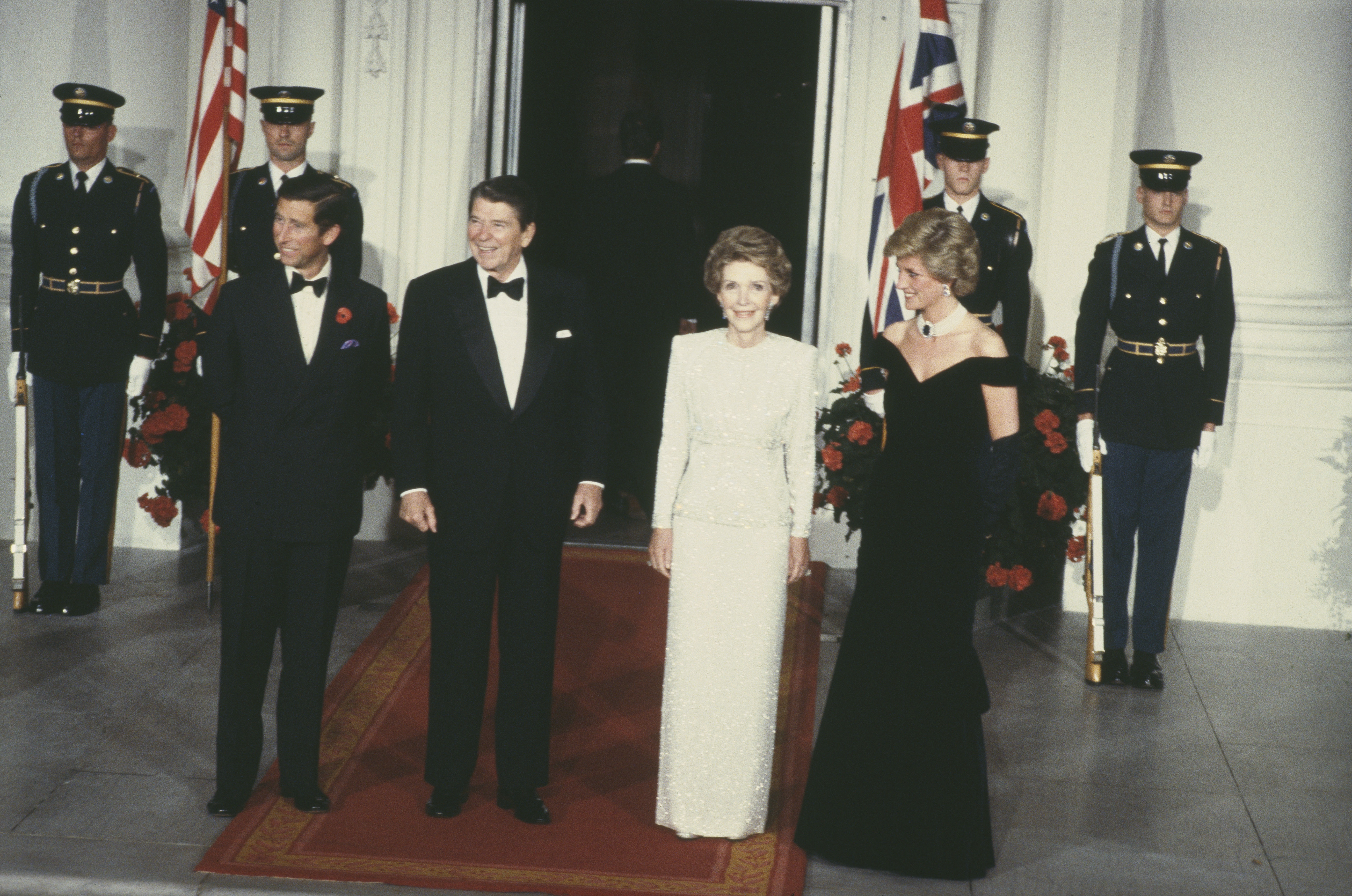 Prince Charles, Ronald Reagan, Nancy Reagan and Princess Diana at a White House banquet in 1985