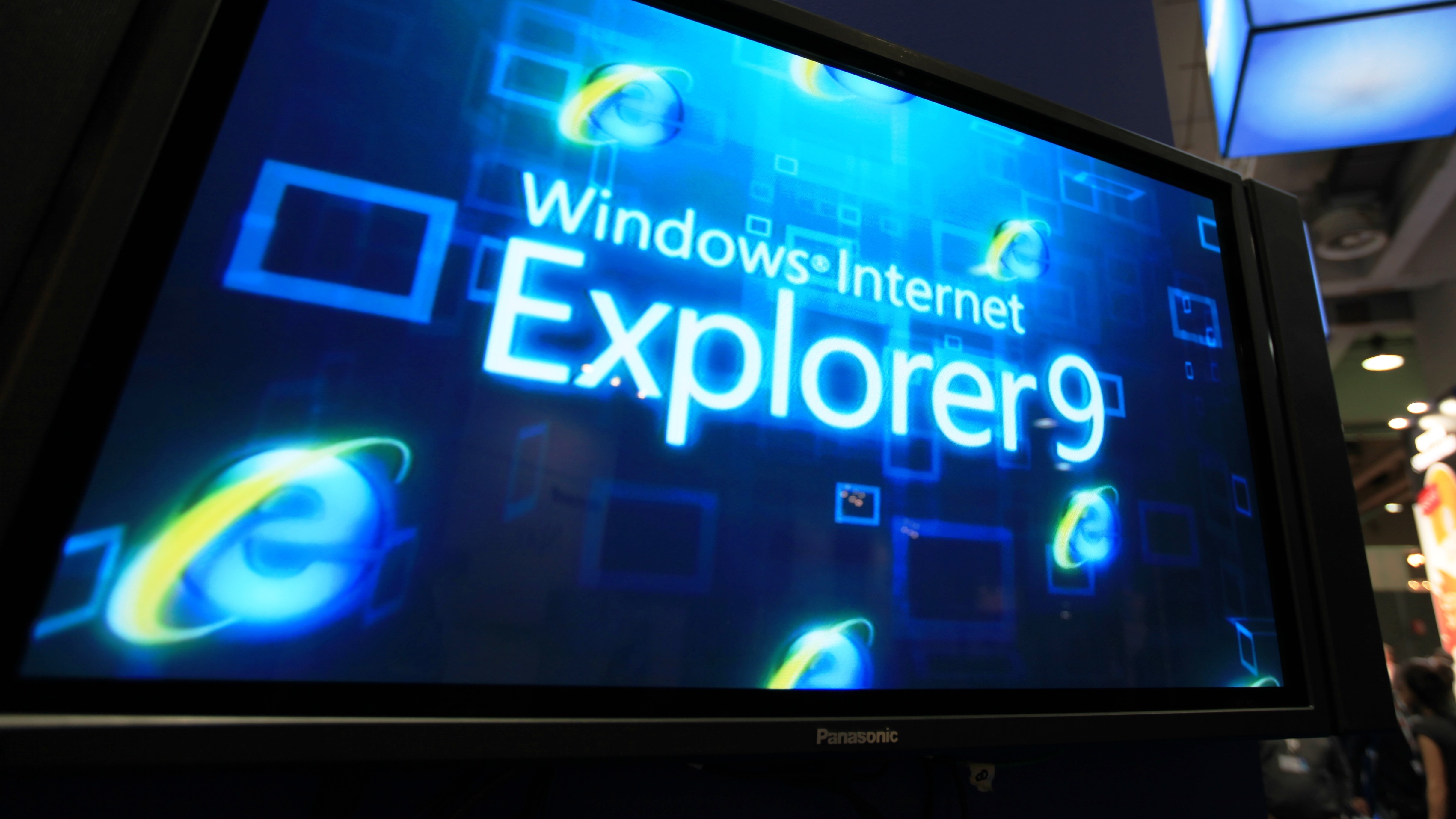 microsoft-resurrects-internet-explorer-so-you-can-browse-sites-time