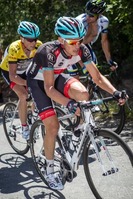 Matthew Busche (Radioshack) set the tempo for the yellow jersey up the last climb.